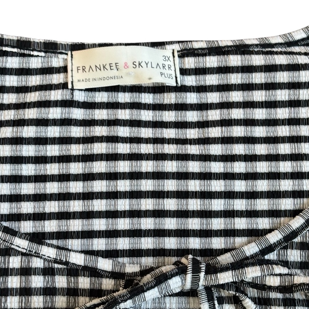 Frankee & Skylarr Black Gingham Short Sleeve Open Tie Front Peplum Top Size 3X - Picture 4 of 8